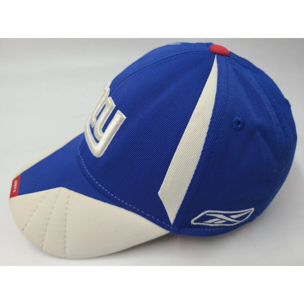 New York Giants Reebok Flex Fitted M-L Hat Cap Nylon Blend Men NFL Football Blue
